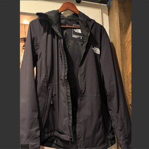 The North Face Women's Size XL waterproof shell